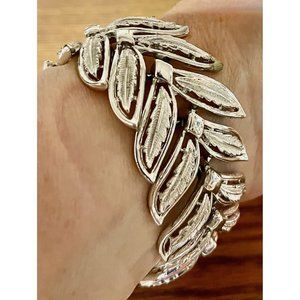 Coro Pegasus 1950's Silver Tone Double Leaf Link Bracelet